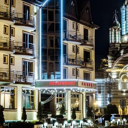 Hotel Bulevard Făgăraş Dış mekan fotoğraf