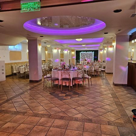 Hotel Bulevard Făgăraş Dış mekan fotoğraf