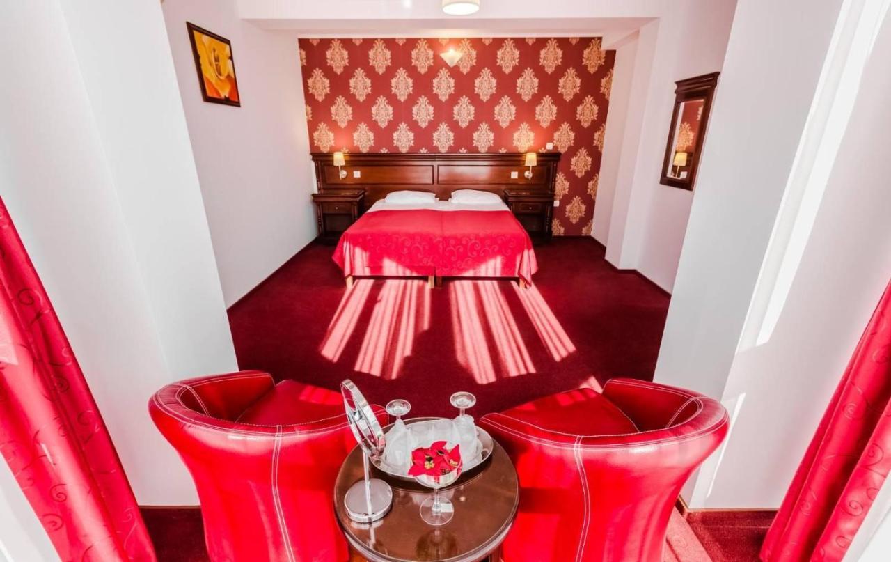 Hotel Bulevard Făgăraş Dış mekan fotoğraf