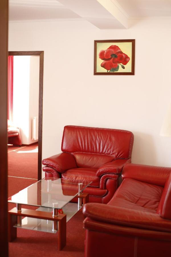 Hotel Bulevard Făgăraş Dış mekan fotoğraf
