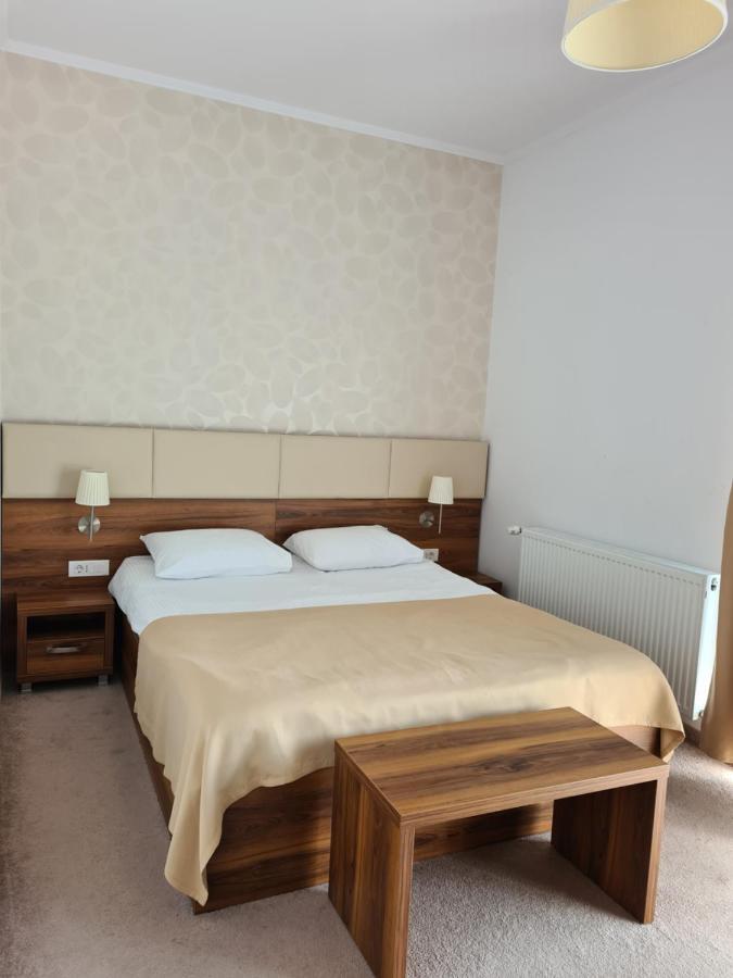 Hotel Bulevard Făgăraş Dış mekan fotoğraf