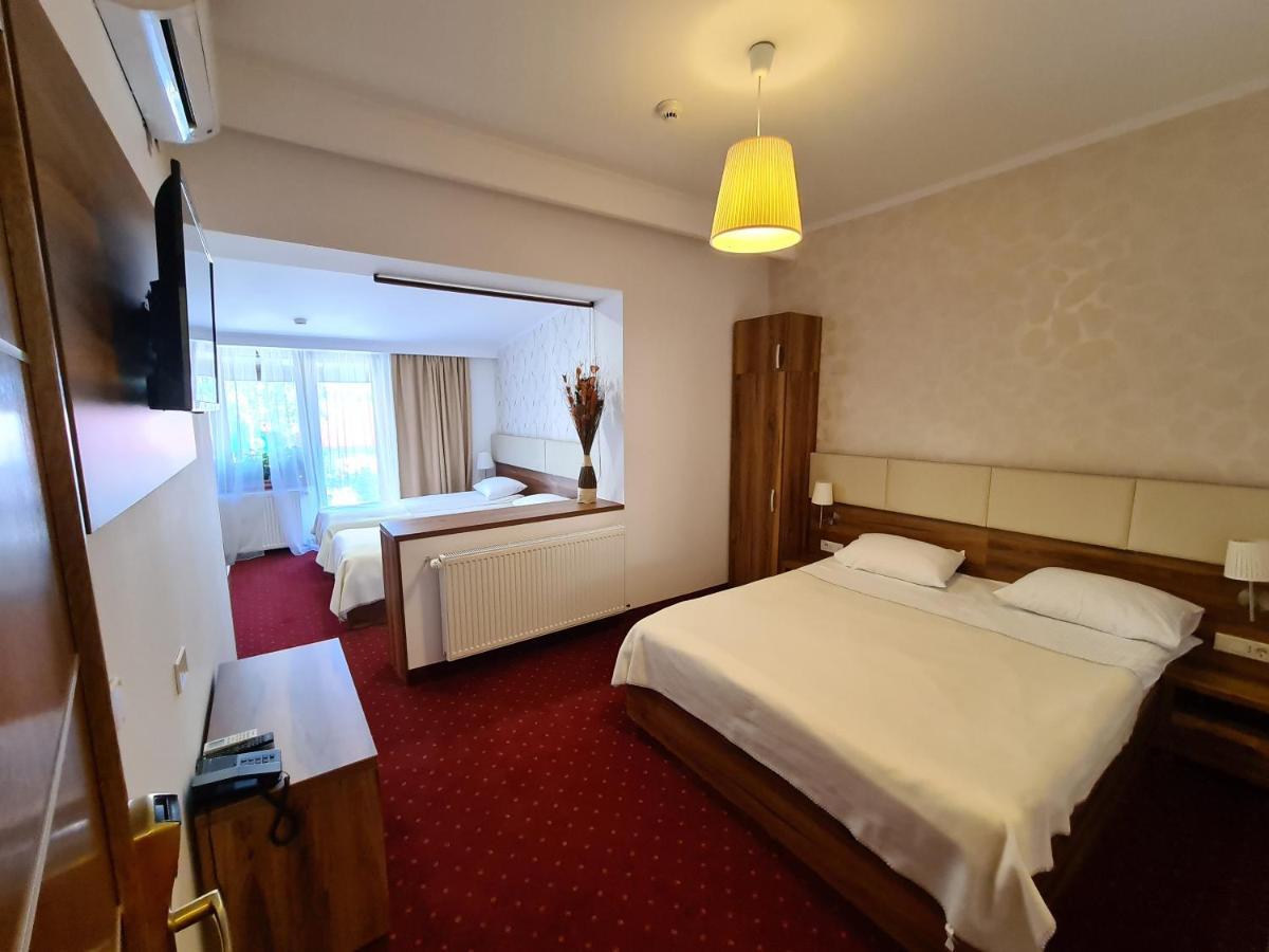 Hotel Bulevard Făgăraş Dış mekan fotoğraf