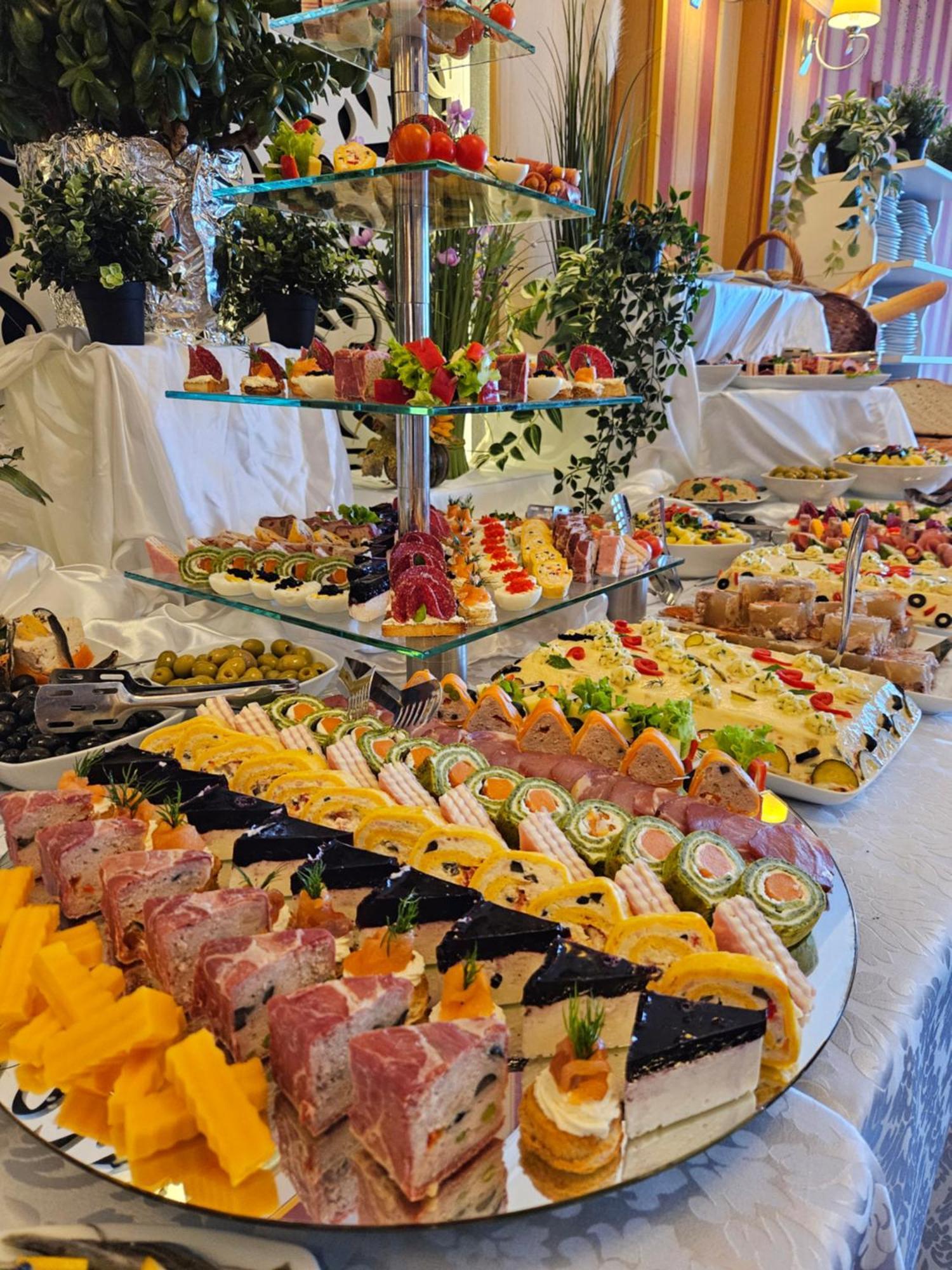 Hotel Bulevard Făgăraş Dış mekan fotoğraf