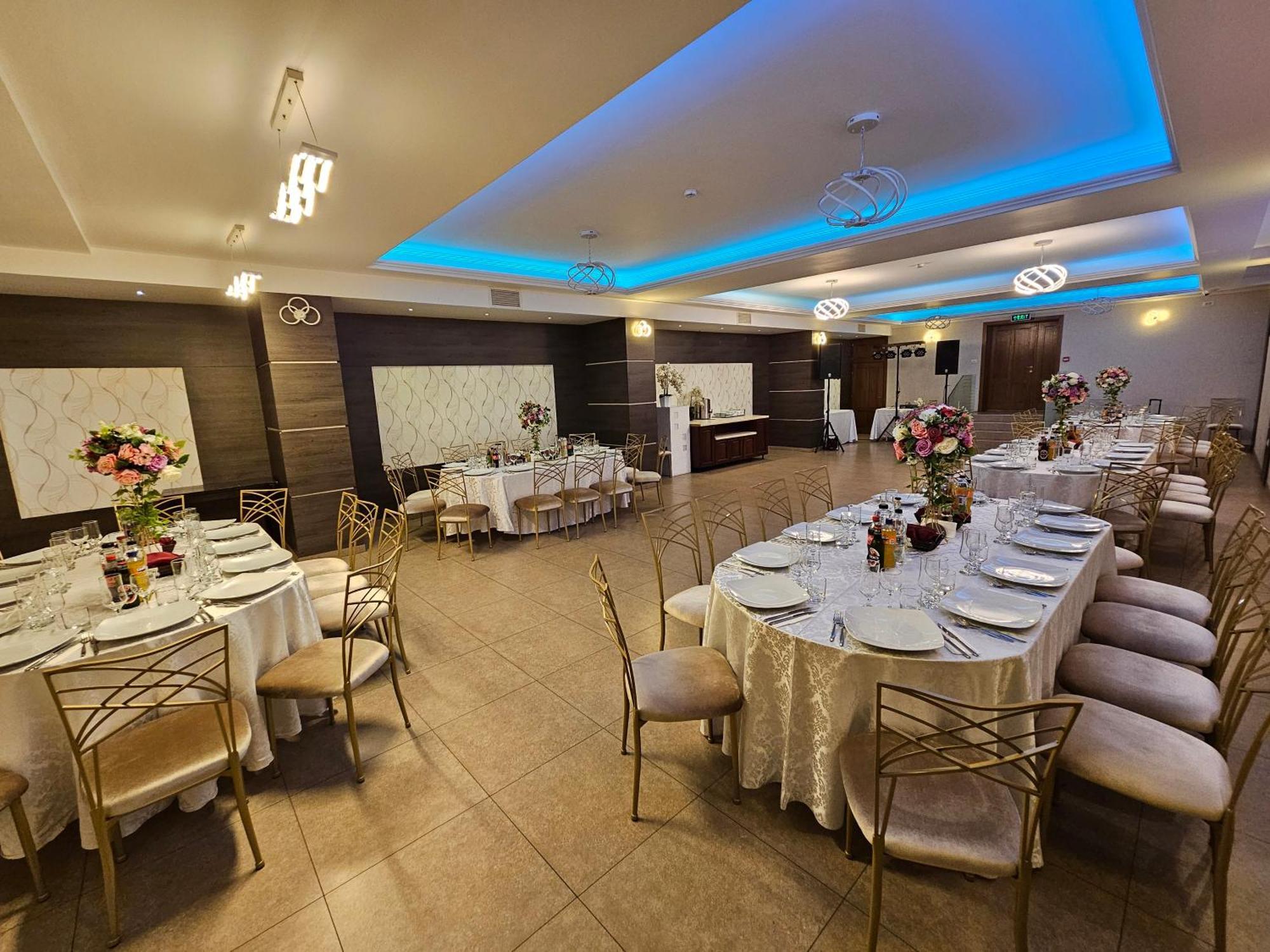 Hotel Bulevard Făgăraş Dış mekan fotoğraf